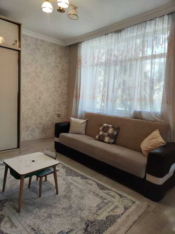 Satılır 1 otaqlı köhnə tikili, 44 m², Azadlıq Prospekti m.-3
