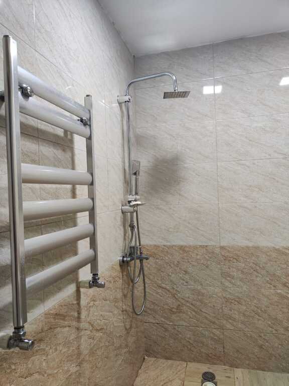 Satılır 1 otaqlı köhnə tikili, 44 m², Azadlıq Prospekti m.-4