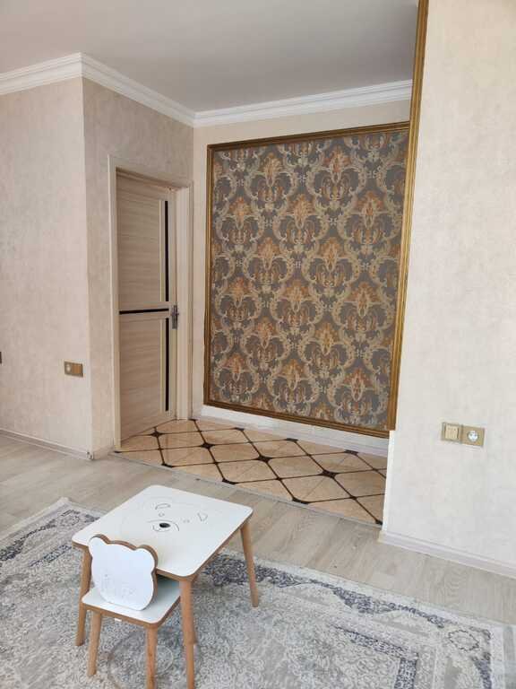 Satılır 1 otaqlı köhnə tikili, 44 m², Azadlıq Prospekti m.-5