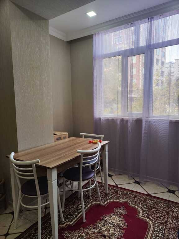 Satılır 1 otaqlı köhnə tikili, 44 m², Azadlıq Prospekti m.-7