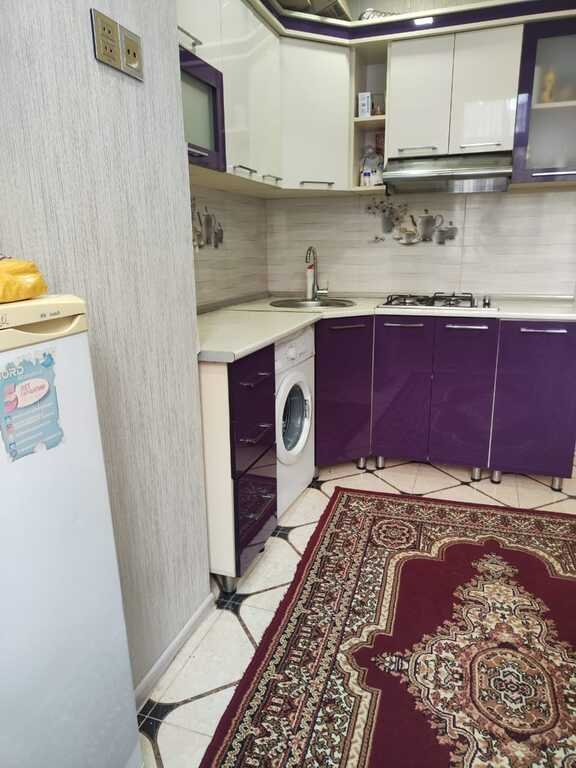 Satılır 1 otaqlı köhnə tikili, 44 m², Azadlıq Prospekti m.-15