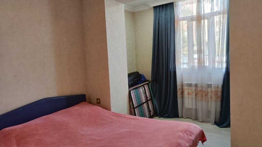 Satılır 1 otaqlı köhnə tikili, 44 m², Azadlıq Prospekti m.-17