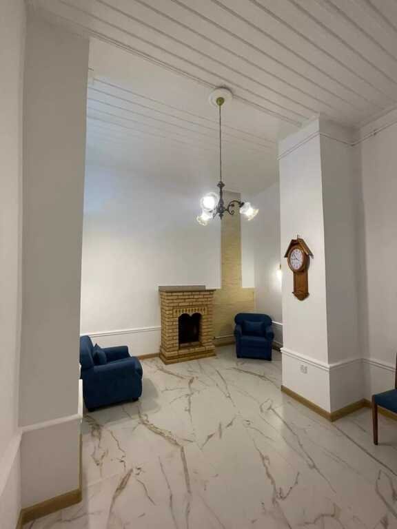 110 m<sup>2</sup> ofis icarəyə verilir, Nizami m.-5