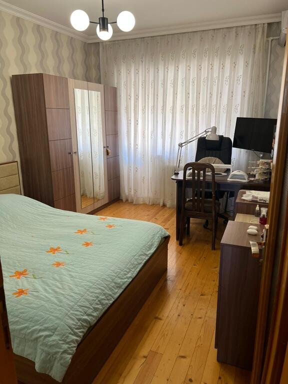 Satılır 5 otaqlı köhnə tikili, 112 m², Həzi Aslanov m.-5