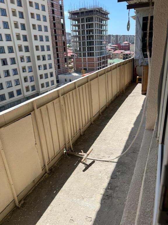 Satılır 5 otaqlı köhnə tikili, 112 m², Həzi Aslanov m.-14