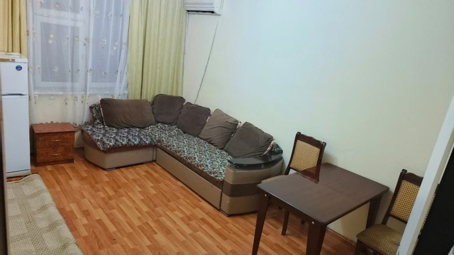 Kirayə verilir 2 otaqlı köhnə tikili, 35 m², Memar Əcəmi m.-2