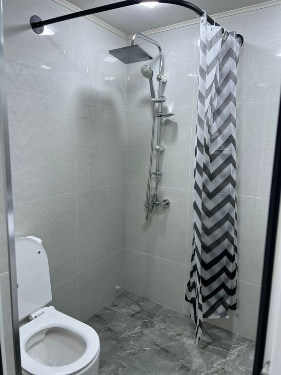 Kirayə verilir 1 otaqlı köhnə tikili, 33 m², İnşaatçılar m.-12