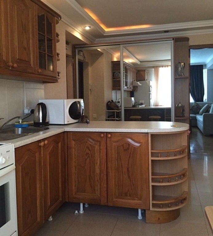 Kirayə verilir 2 otaqlı köhnə tikili, 60 m², 28 May m.-9