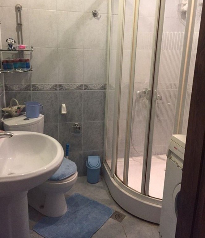 Kirayə verilir 2 otaqlı köhnə tikili, 60 m², 28 May m.-11