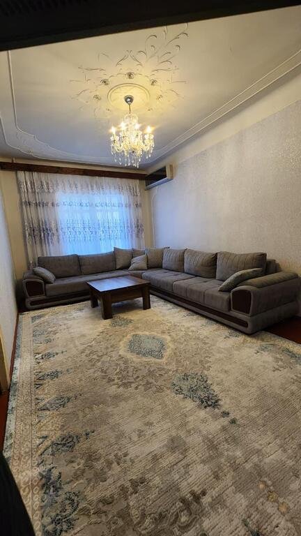 Satılır 5 otaqlı köhnə tikili, 110 m², Qaraçuxur-1