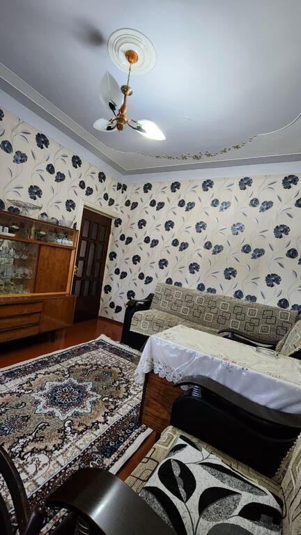Satılır 5 otaqlı köhnə tikili, 110 m², Qaraçuxur-5