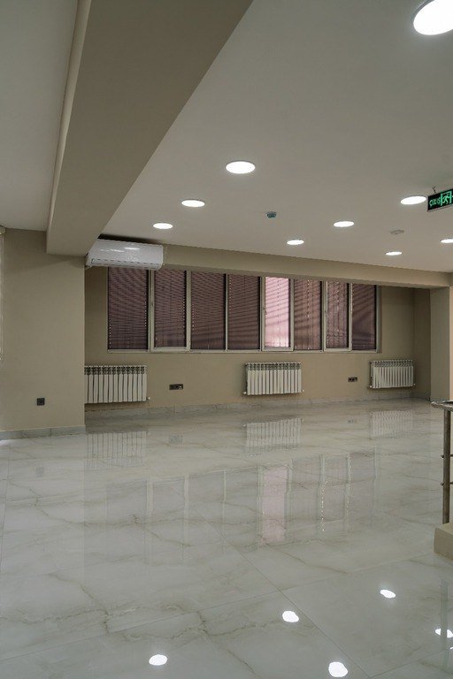 300 kv.m. obyekt icarəyə verilir, Sahil m.-22