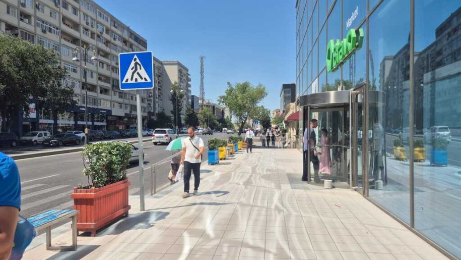 900 kv.m. obyekt icarəyə verilir, İnşaatçılar m.-2