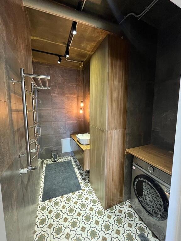 Kirayə verilir 4 otaqlı yeni tikili, 140 m², 8 noyabr-18