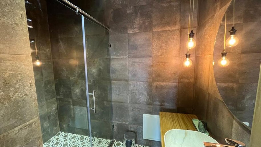 Kirayə verilir 4 otaqlı yeni tikili, 140 m², 8 noyabr-20