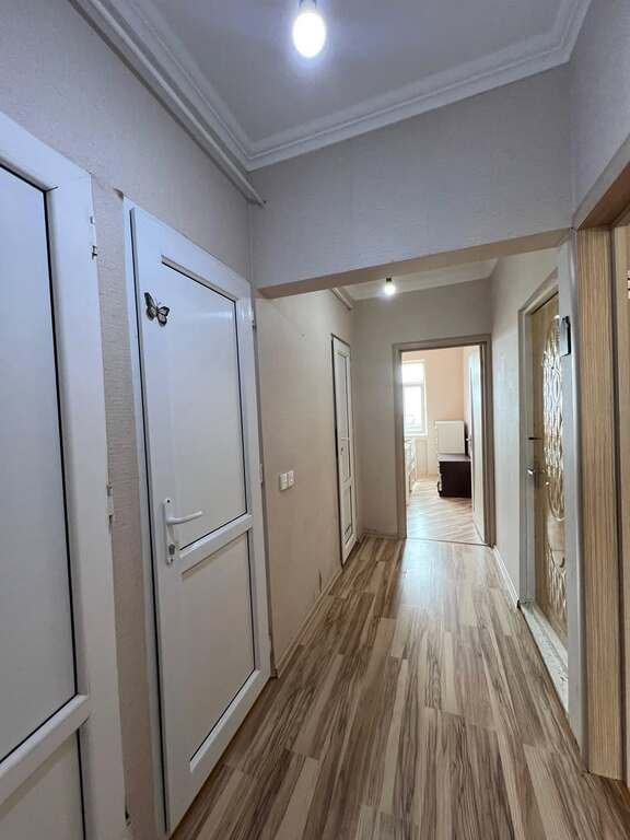 Kirayə verilir 3 otaqlı köhnə tikili, 70 m², Həzi Aslanov m.-9