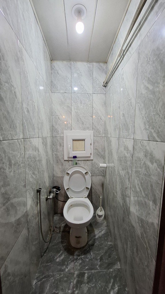 Satılır 5 otaqlı köhnə tikili, 130 m², Azadlıq Prospekti m.-19