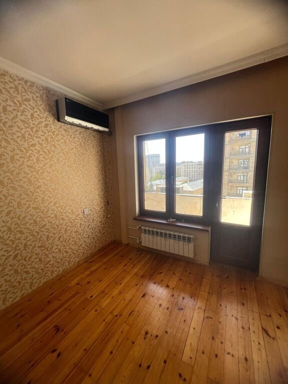 Kirayə verilir 2 otaqlı köhnə tikili, 88 m², Memar Əcəmi m.-1