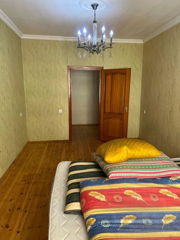 Kirayə verilir 2 otaqlı köhnə tikili, 88 m², Memar Əcəmi m.-6