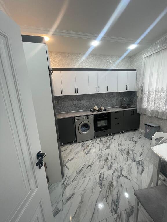 Satılır 4 otaqlı yeni tikili, 105 m², Binə-6