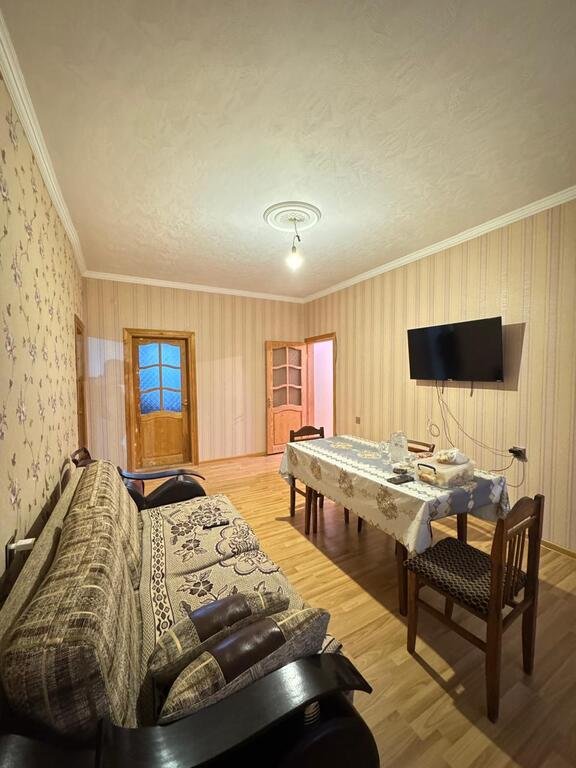 Satılır 5 otaqlı köhnə tikili, 120 m², Əhmədli m.-2