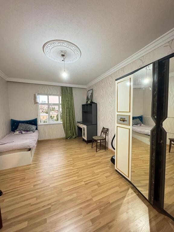 Satılır 5 otaqlı köhnə tikili, 120 m², Əhmədli m.-3