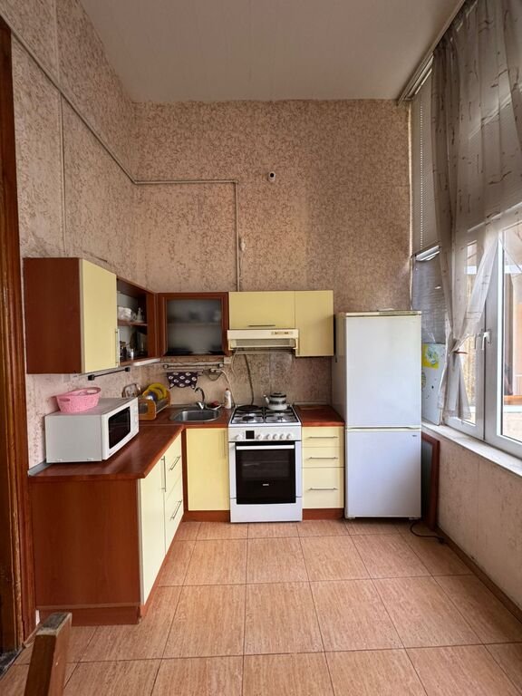 Satılır 5 otaqlı köhnə tikili, 79 m², 28 May m.-13