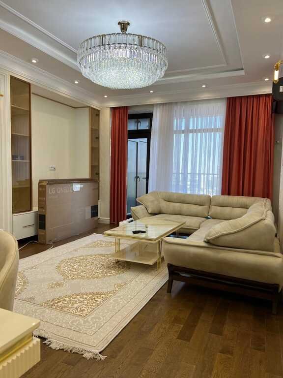 Kirayə verilir 4 otaqlı yeni tikili, 178 m², 8 noyabr-1