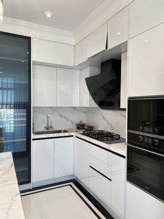 Kirayə verilir 4 otaqlı yeni tikili, 178 m², 8 noyabr-6