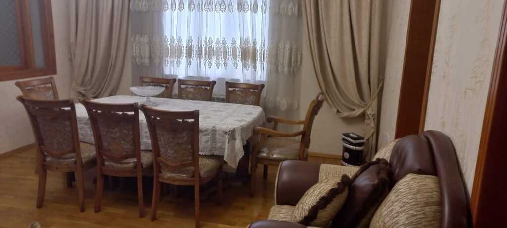 Kirayə verilir 4 otaqlı köhnə tikili, 105 m², 8 noyabr-1