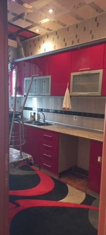 Kirayə verilir 4 otaqlı köhnə tikili, 105 m², 8 noyabr-8