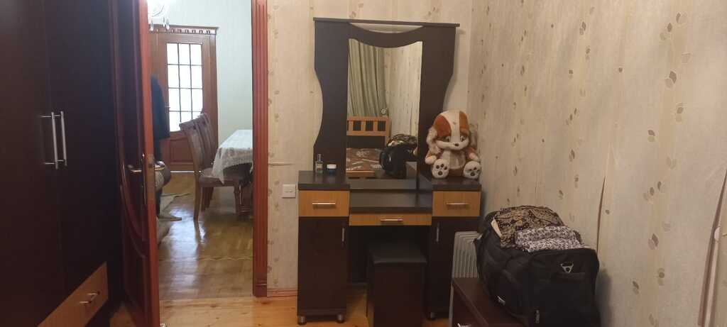 Kirayə verilir 4 otaqlı köhnə tikili, 105 m², 8 noyabr-11