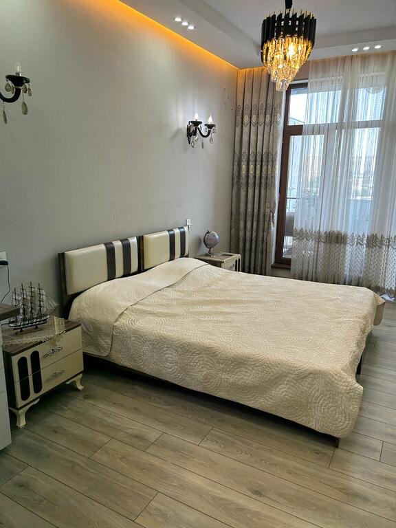 Satılır 5 otaqlı yeni tikili, 226 m², Xətai m.-9