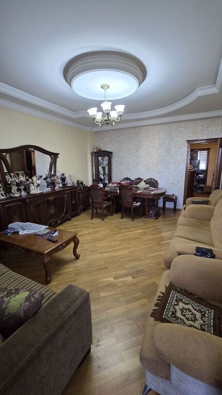 Satılır 2 otaqlı yeni tikili, 80 m², 8 noyabr-2