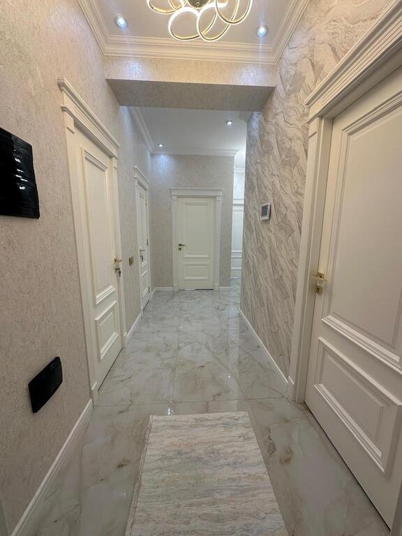 Satılır 3 otaqlı yeni tikili, 100 m², 20 Yanvar m.-10