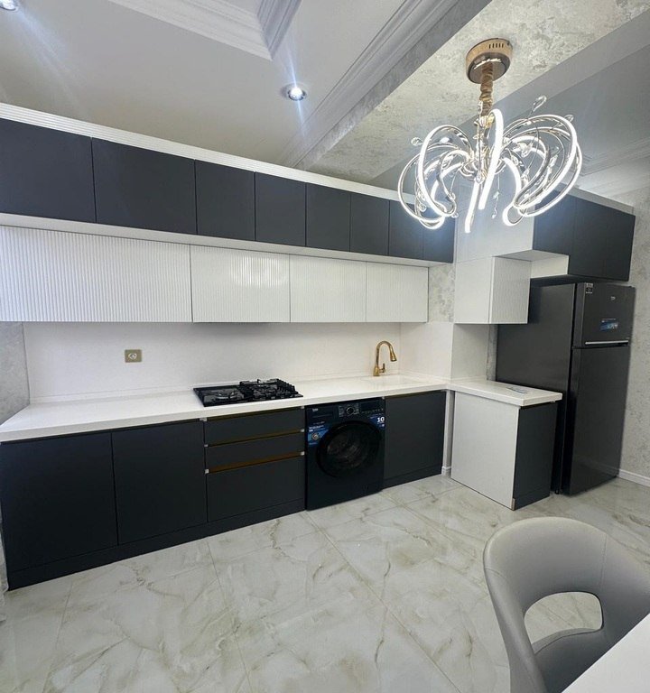 Satılır 3 otaqlı yeni tikili, 100 m², 20 Yanvar m.-12