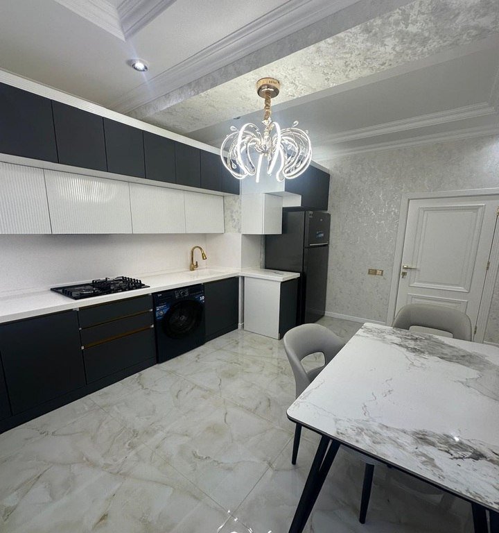 Satılır 3 otaqlı yeni tikili, 100 m², 20 Yanvar m.-13