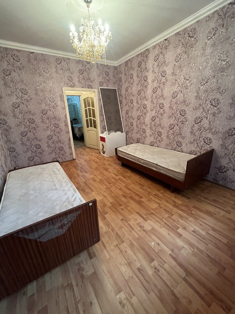 Kirayə verilir 2 otaqlı köhnə tikili, 50 m², Memar Əcəmi m.-7
