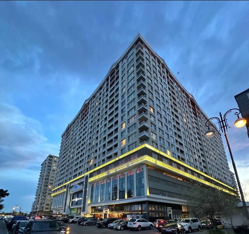 Kirayə verilir 5 otaqlı yeni tikili, 170 m², Xətai m.-1
