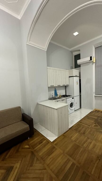 Kirayə verilir 1 otaqlı köhnə tikili, 57 m², 28 May m.-5