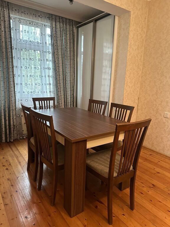 Kirayə verilir 2 otaqlı köhnə tikili, 80 m², Memar Əcəmi m.-2