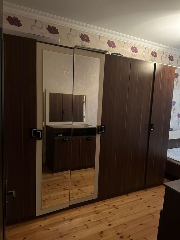 Kirayə verilir 2 otaqlı köhnə tikili, 80 m², Memar Əcəmi m.-3