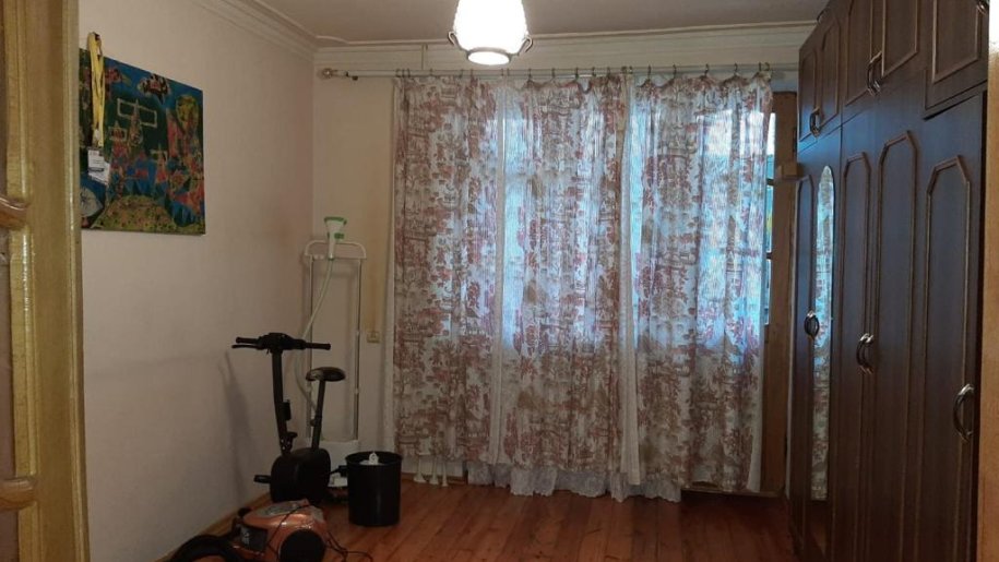 Kirayə verilir 3 otaqlı köhnə tikili, 65 m², Xalqlar dostluğu m.-3