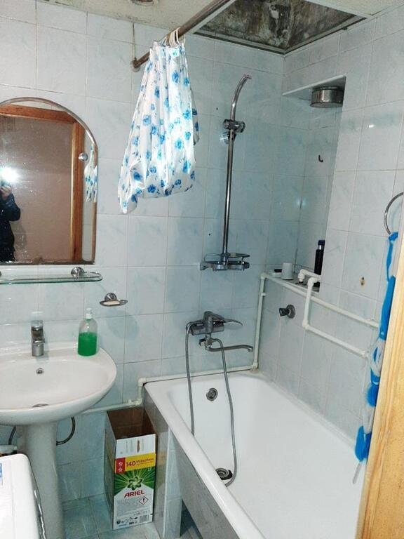 Kirayə verilir 3 otaqlı köhnə tikili, 65 m², Xalqlar dostluğu m.-8