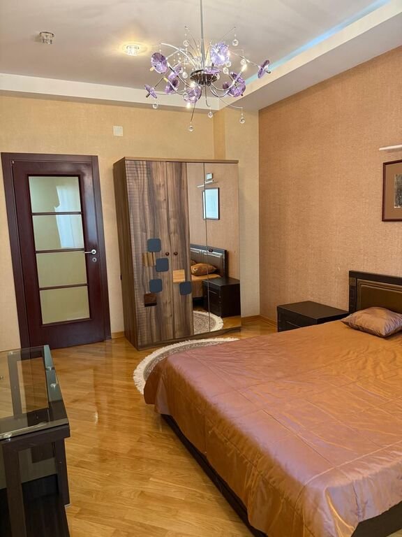 Kirayə verilir 4 otaqlı yeni tikili, 240 m², Gənclik m.-25