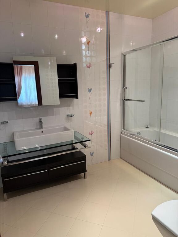 Kirayə verilir 4 otaqlı yeni tikili, 240 m², Gənclik m.-28
