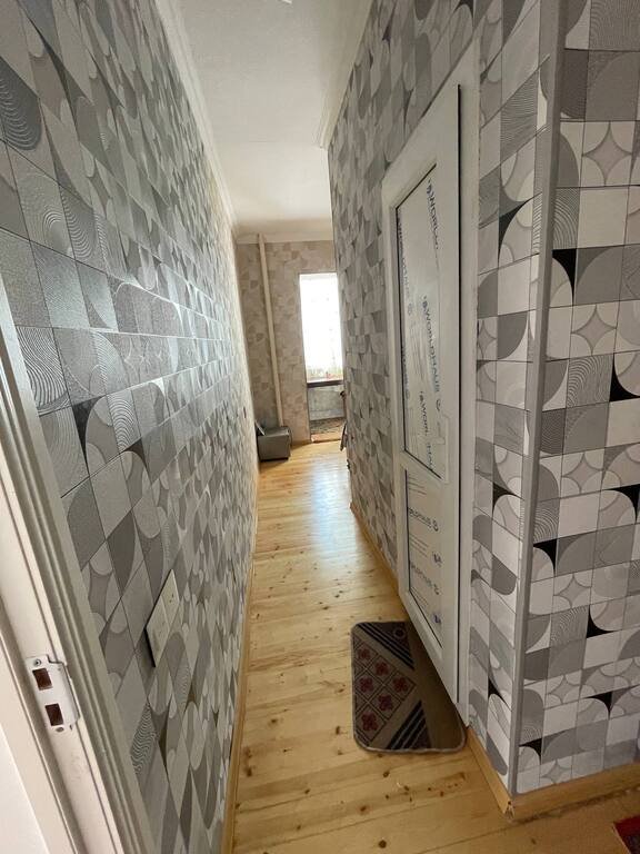 Satılır 2 otaqlı köhnə tikili, 45 m², Hövsan-3