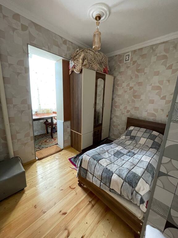 Satılır 2 otaqlı köhnə tikili, 45 m², Hövsan-4