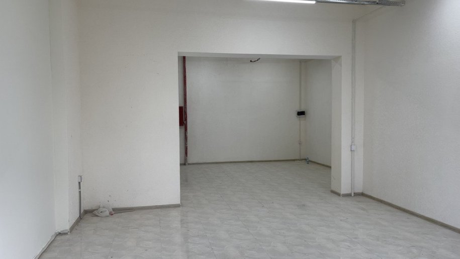 65 kv.m. obyekt icarəyə verilir, İnşaatçılar m.-4