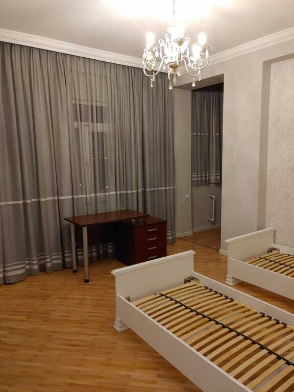 Kirayə verilir 3 otaqlı yeni tikili, 135 m², Elmlər Akademiyası m.-6